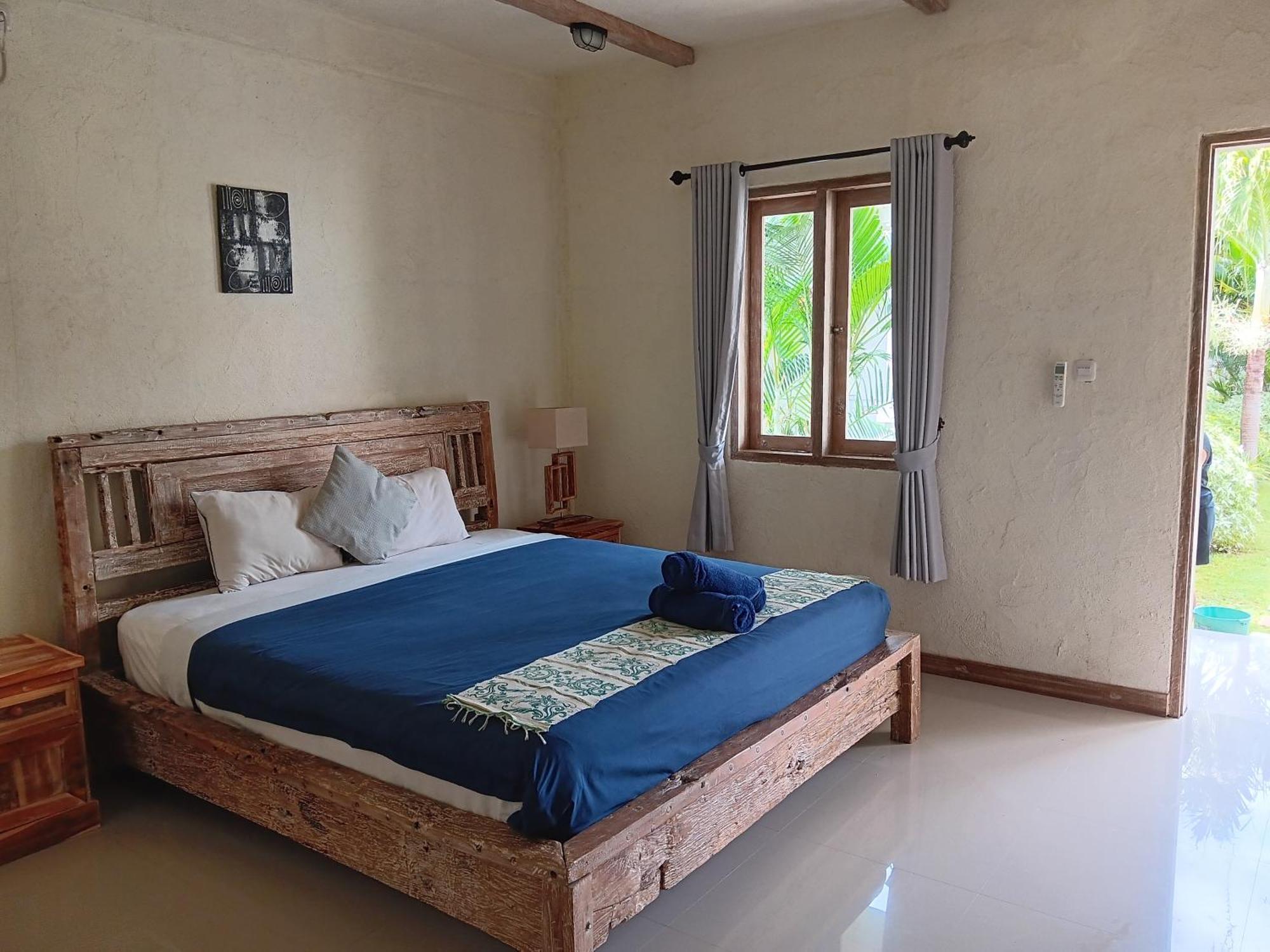 Adore Guesthouse Amed  Exterior photo