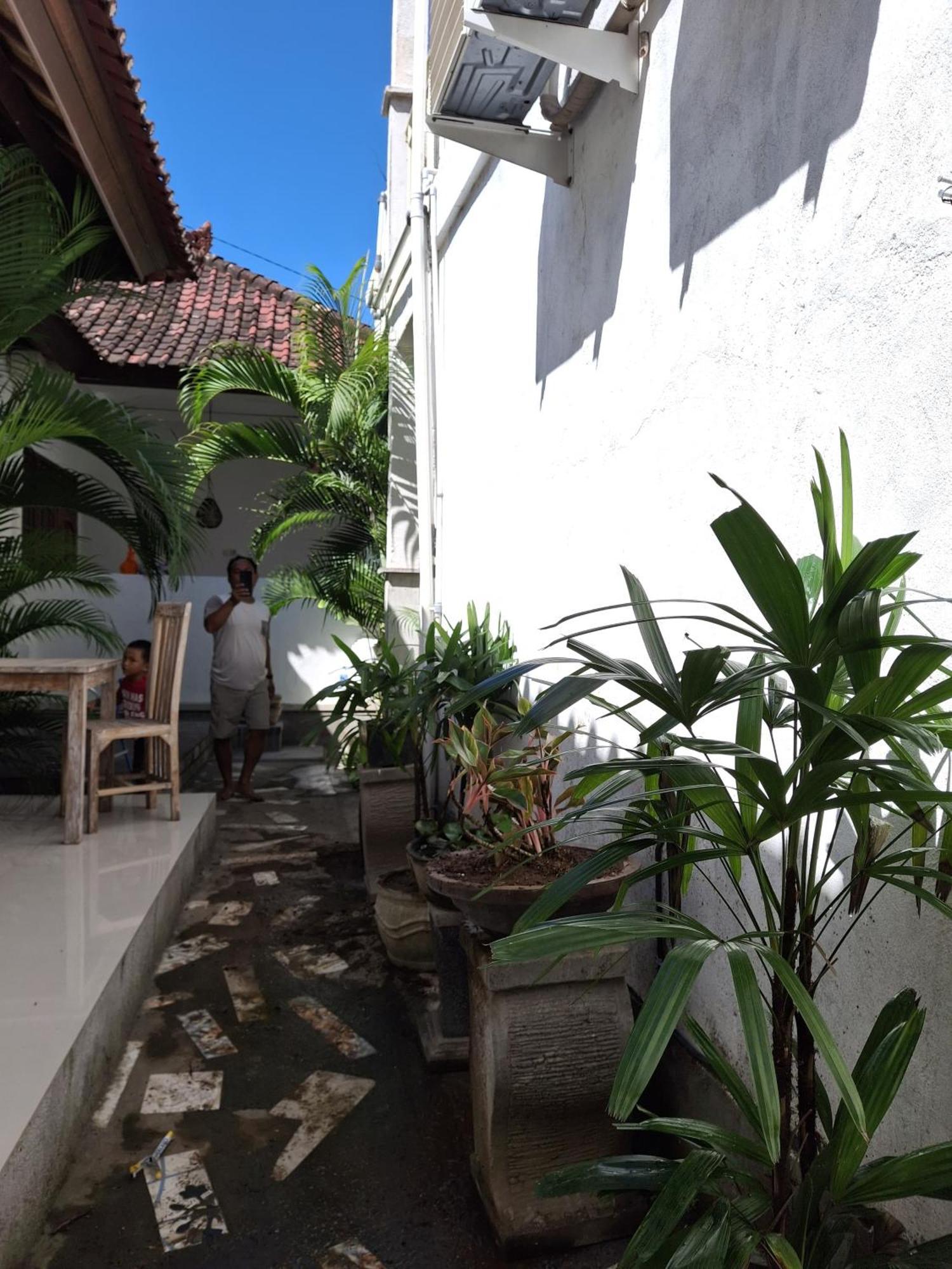 Adore Guesthouse Amed  Room photo