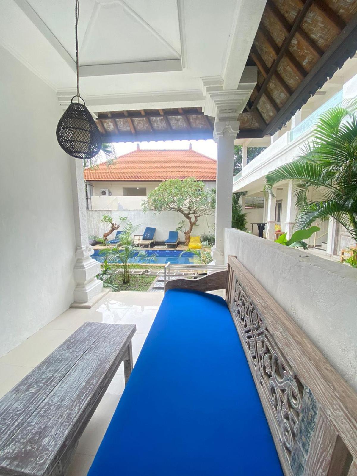 Adore Guesthouse Amed  Exterior photo